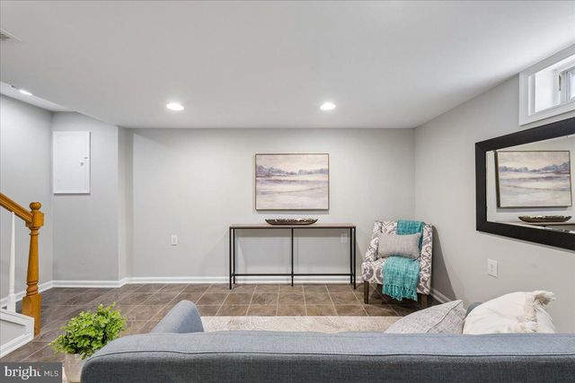 2612 JEFFERSON DR, Alexandria, VA 22303