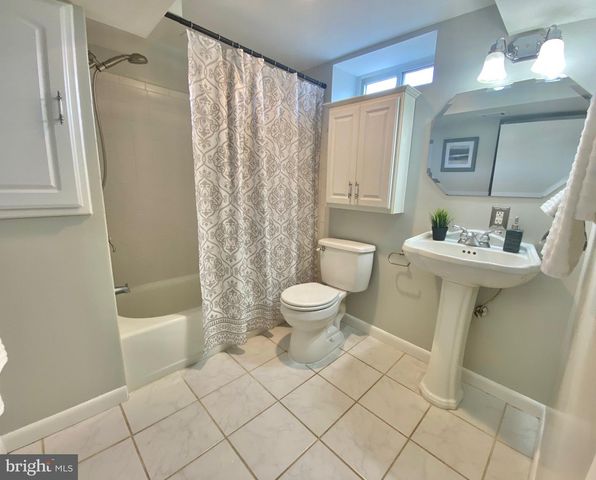 2612 JEFFERSON DR, Alexandria, VA 22303