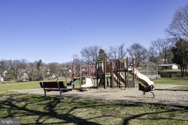 2612 JEFFERSON DR, Alexandria, VA 22303