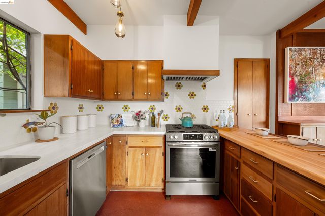 1418 Milvia St, Berkeley, CA 94709
