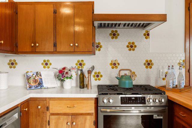 1418 Milvia St, Berkeley, CA 94709
