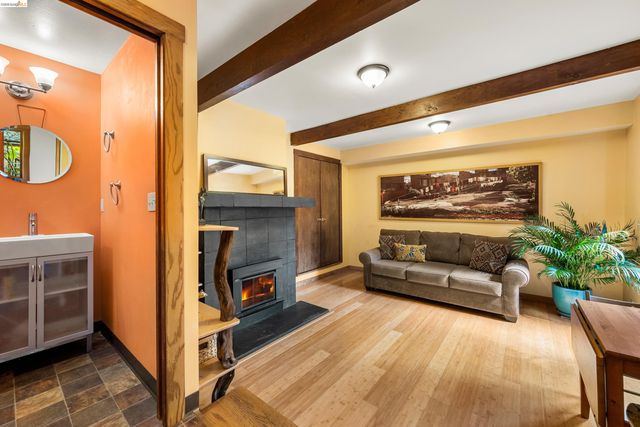 1418 Milvia St, Berkeley, CA 94709