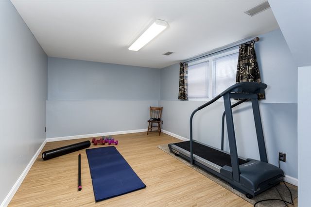 12 Harborwood Dr, Franklin, MA 02038