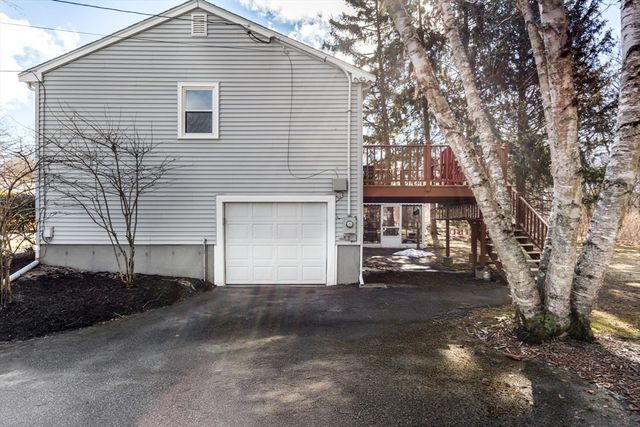 12 Harborwood Dr, Franklin, MA 02038