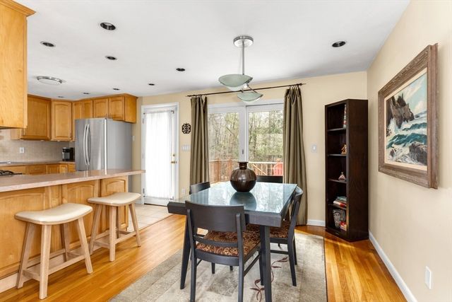 12 Harborwood Dr, Franklin, MA 02038