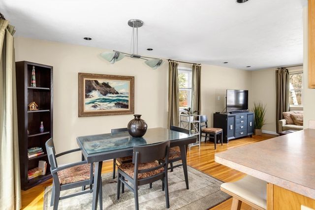 12 Harborwood Dr, Franklin, MA 02038