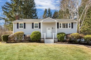 12 Harborwood Dr, Franklin, MA 02038