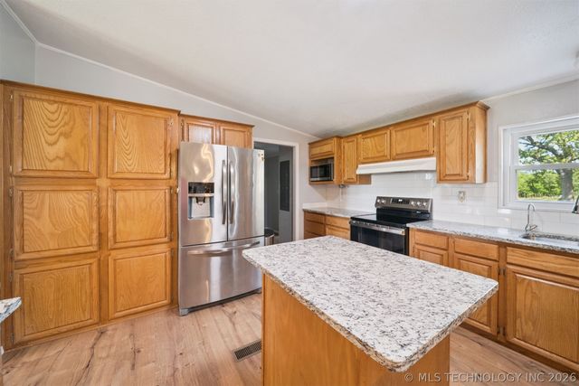 25297 E 310 Road, Chelsea, OK 74016