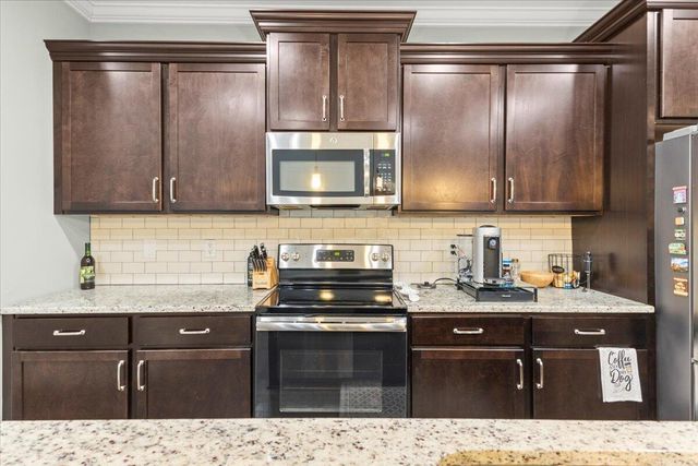 8535 Red Deer Lane, Ooltewah, TN 37363