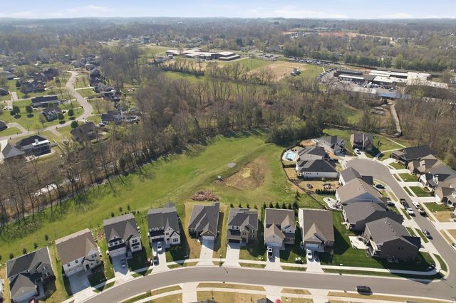 507 Stinson Ct, White House, TN 37188