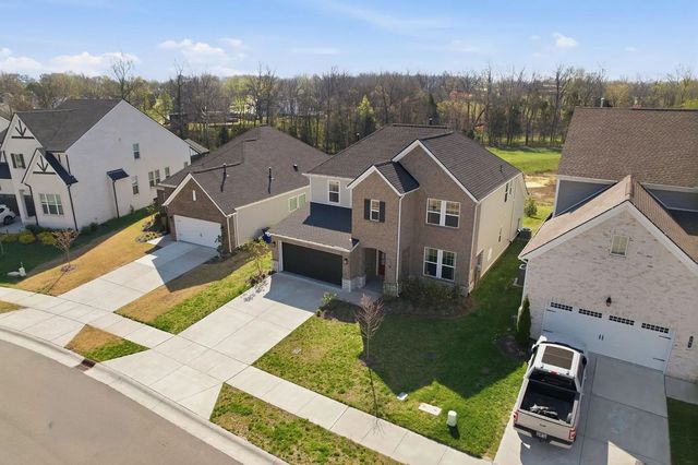 507 Stinson Ct, White House, TN 37188