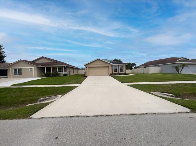 2005 ORANGE AVENUE, St Cloud, FL 34769