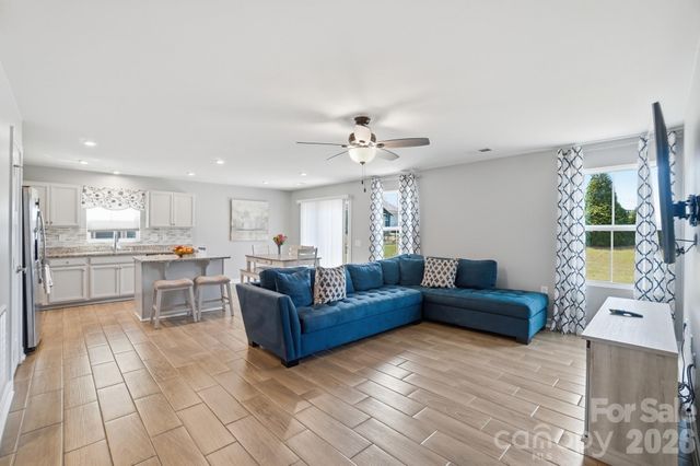 4281 Stream Dale Circle NW, Concord, NC 28027