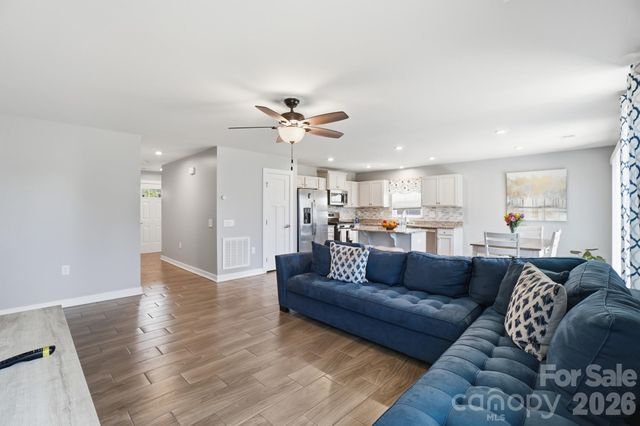 4281 Stream Dale Circle NW, Concord, NC 28027