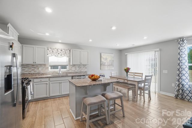 4281 Stream Dale Circle NW, Concord, NC 28027