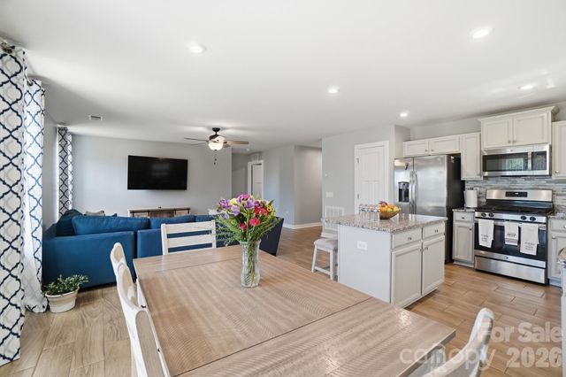 4281 Stream Dale Circle NW, Concord, NC 28027