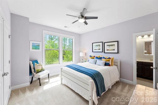 220 Kingsdown Avenue, Charlotte, NC 28270