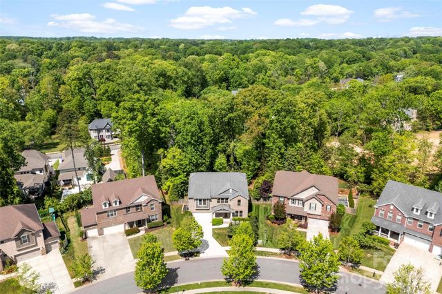 220 Kingsdown Avenue, Charlotte, NC 28270