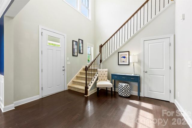 220 Kingsdown Avenue, Charlotte, NC 28270