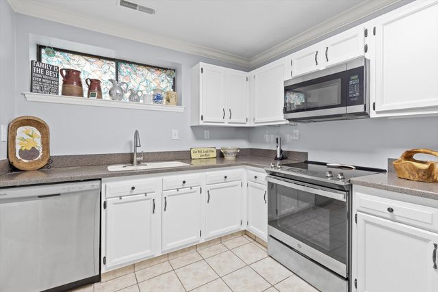 4319 Lakeshore Lane 103, Chattanooga, TN 37415