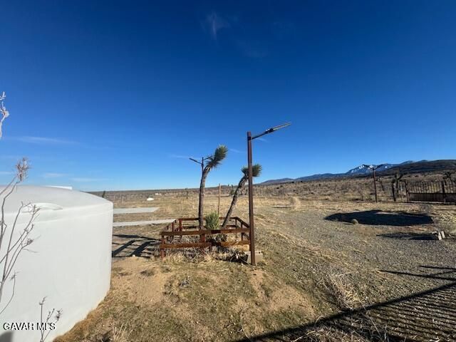 136 Ste Drt Vic Avenue W8 Ste, Pearblossom, CA 93553