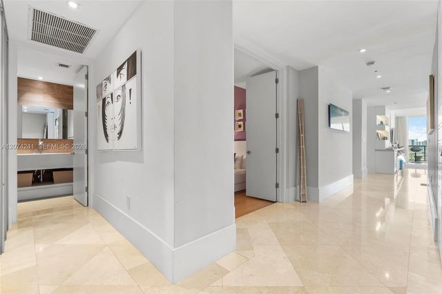 100 S Pointe Drive 1810, Miami Beach, FL 33139