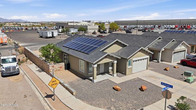 833 NENA SHAPLEIGH, Socorro, TX 79927