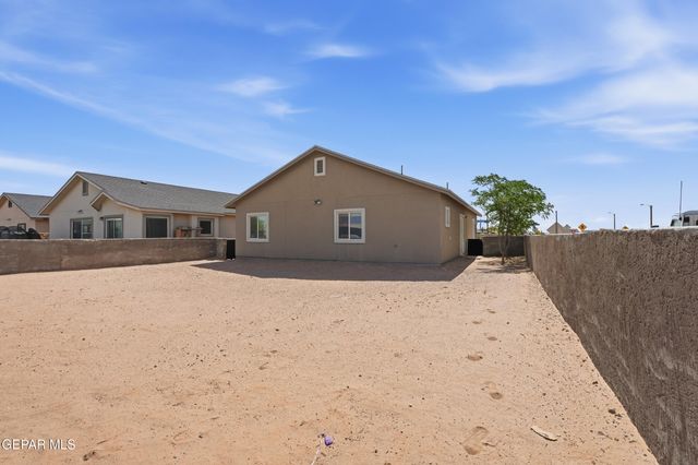 833 NENA SHAPLEIGH, Socorro, TX 79927