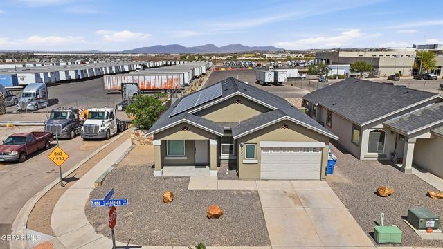 833 NENA SHAPLEIGH, Socorro, TX 79927