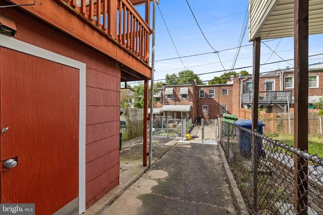 1318 W 37TH ST W, Baltimore, MD 21211