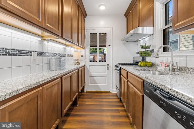 1318 W 37TH ST W, Baltimore, MD 21211
