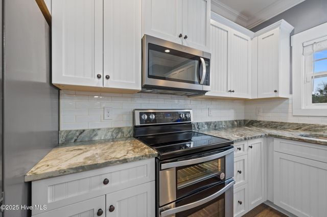 406 Elgin Road, Hubert, NC 28539