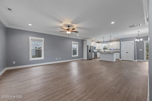 406 Elgin Road, Hubert, NC 28539