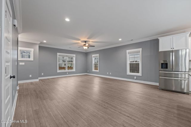 406 Elgin Road, Hubert, NC 28539