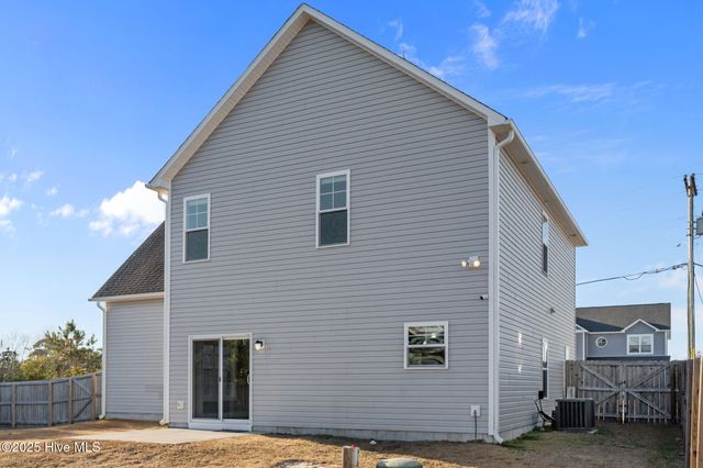 406 Elgin Road, Hubert, NC 28539