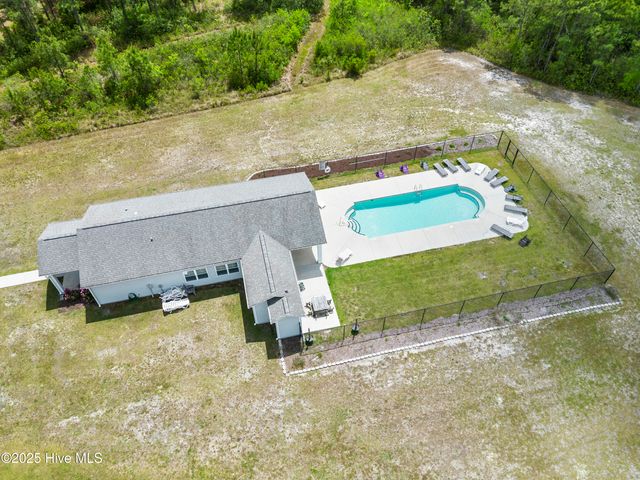 406 Elgin Road, Hubert, NC 28539