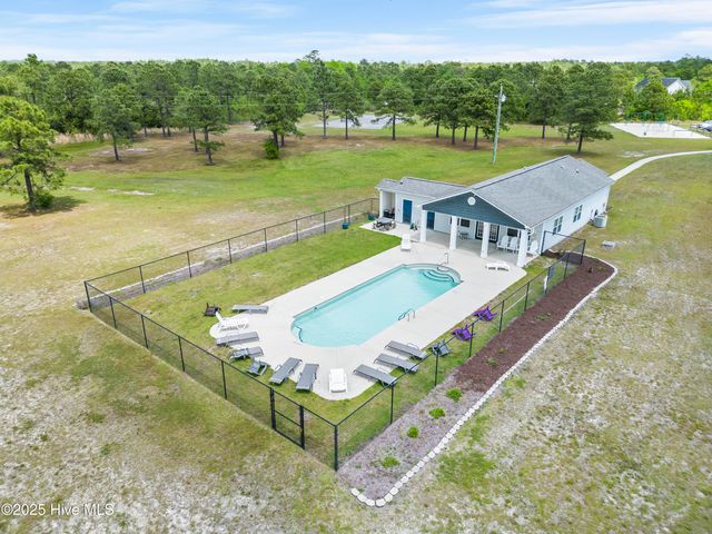 406 Elgin Road, Hubert, NC 28539