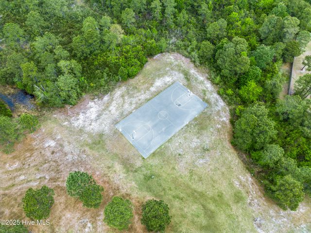 406 Elgin Road, Hubert, NC 28539