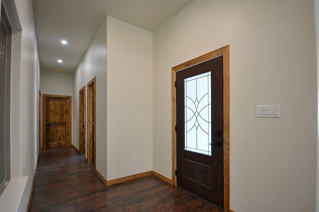 233 Old Oaks Path, Kerrville, TX 78028