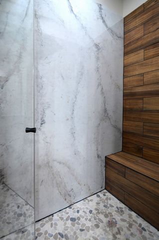 233 Old Oaks Path, Kerrville, TX 78028