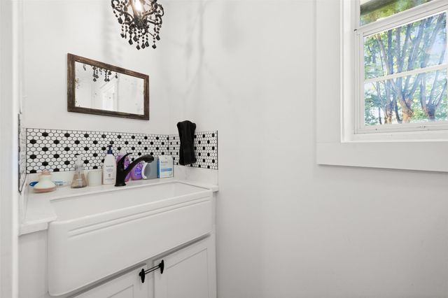 1312 Mary Lee Lane, Crockett, TX 75835
