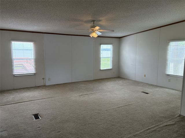 204 Causeway Cove, Seven Points, TX 75143