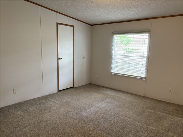 204 Causeway Cove, Seven Points, TX 75143