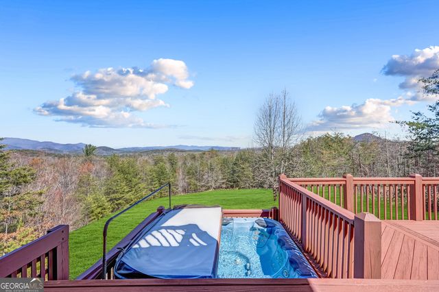 289 Farmette Drive, Cleveland, GA 30528