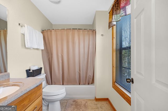 289 Farmette Drive, Cleveland, GA 30528