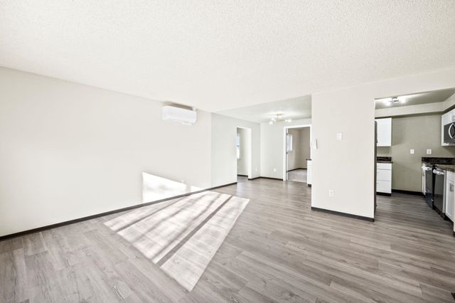 11448 W Meadowview Ln, Nine Mile Falls, WA 99026