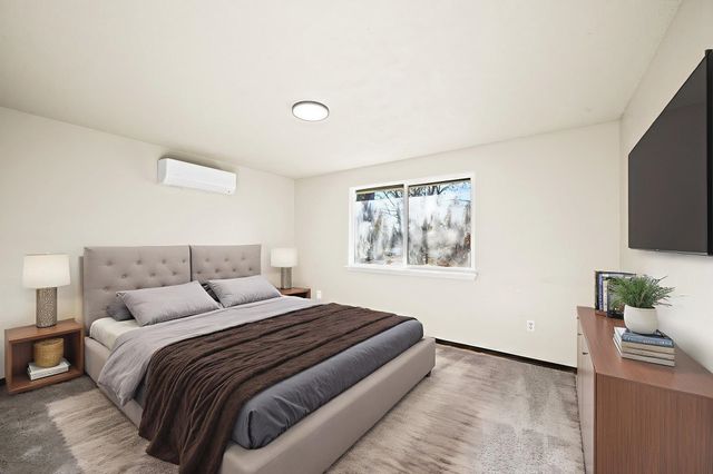 11448 W Meadowview Ln, Nine Mile Falls, WA 99026