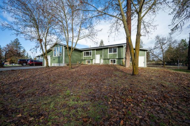 11448 W Meadowview Ln, Nine Mile Falls, WA 99026