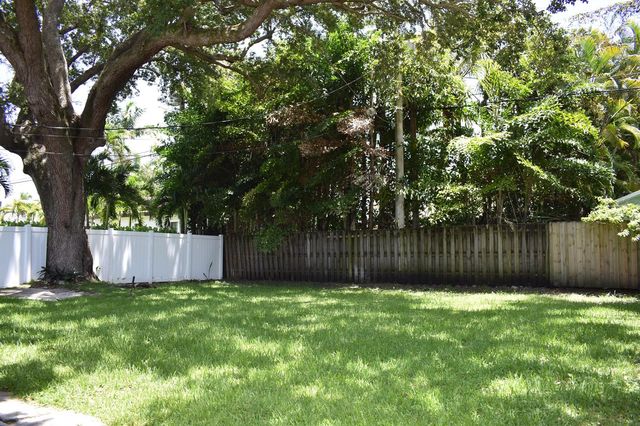 816 SE 6th Court, Fort Lauderdale, FL 33301