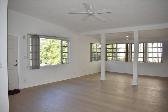 816 SE 6th Court, Fort Lauderdale, FL 33301